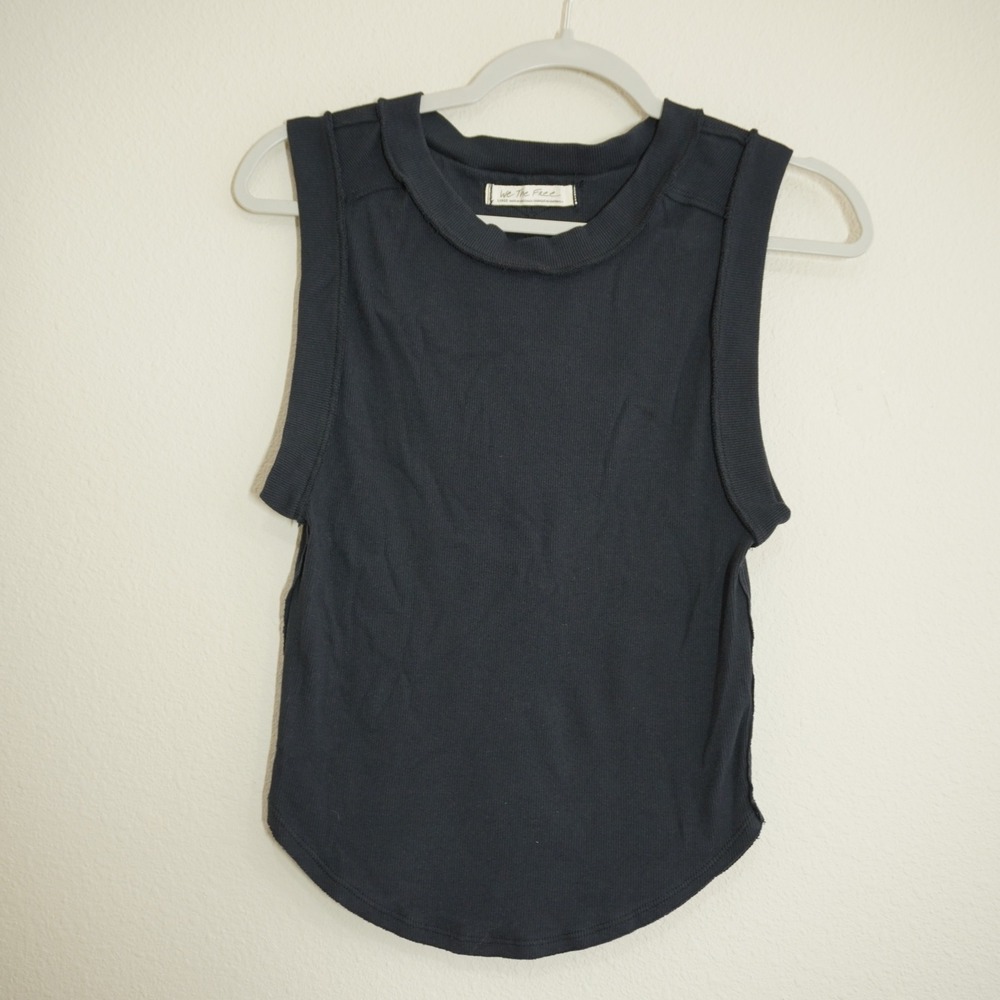 We The Free Size Large Muscle Tank Black Excellent Ribbed Curved Hem Top
